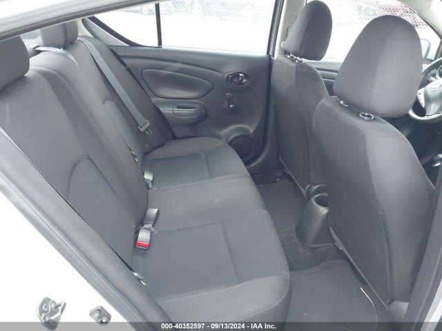 Nissan Versa 1.6 S+ 2018 3N1CN7AP3JL826089 Image 8