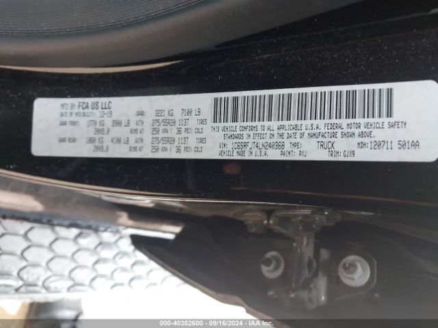 1C6SRFJT4LN240368 RAM 1500 Laramie  4x4 5'7 Box