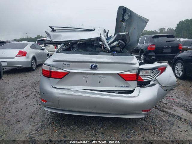 JTHBW1GG4E2040673 Lexus ES 300H
