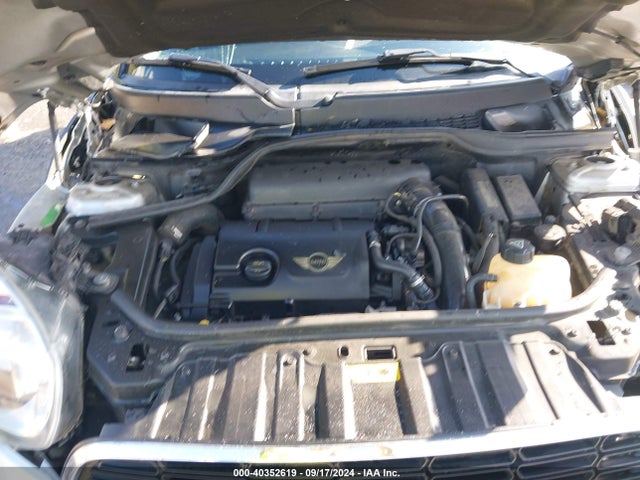 2011 MINI COOPER S COUNTRYMAN WMWZC3C54BWL79136 Photo 9