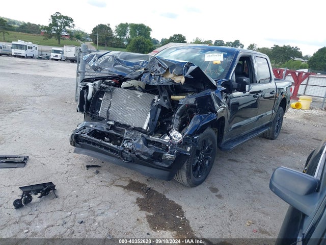 Ford F-150 Lariat 2023 1FTFW1E51PFC24677 Image 2