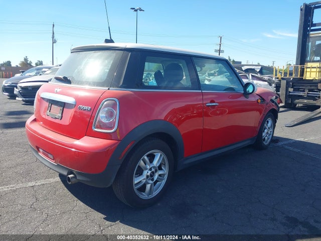 2013 MINI HARDTOP WMWSU3C51DT685035 Photo 3