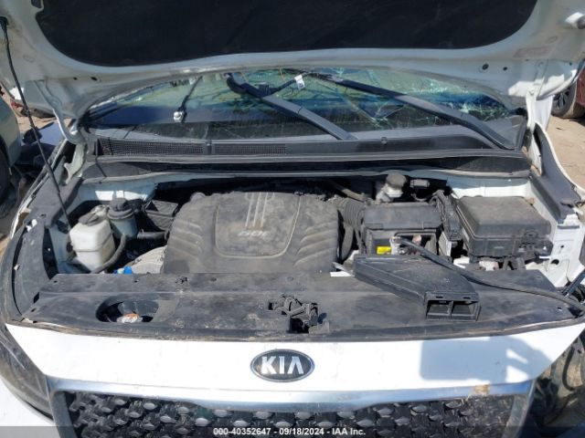 KNDMB5C14H6332187 KIA SEDONA LX
