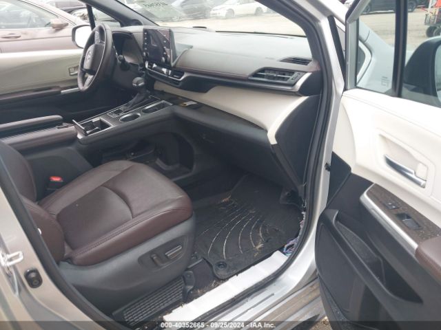 5TDERKEC7PS179669 Toyota Sienna Platinum