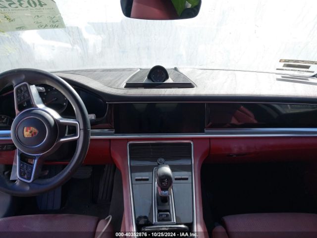 WP0AA2A76KL100789 Porsche PANAMERA 4
