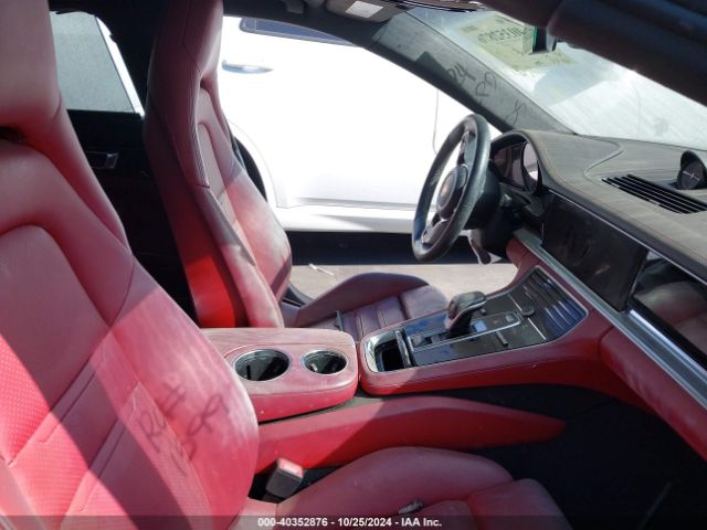WP0AA2A76KL100789 Porsche PANAMERA 4