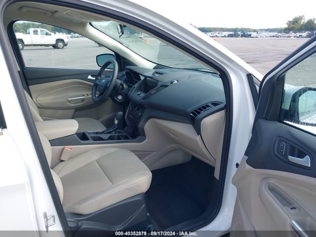 Ford ESCAPE SE 2017 1FMCU9GD4HUC03942 Image 5