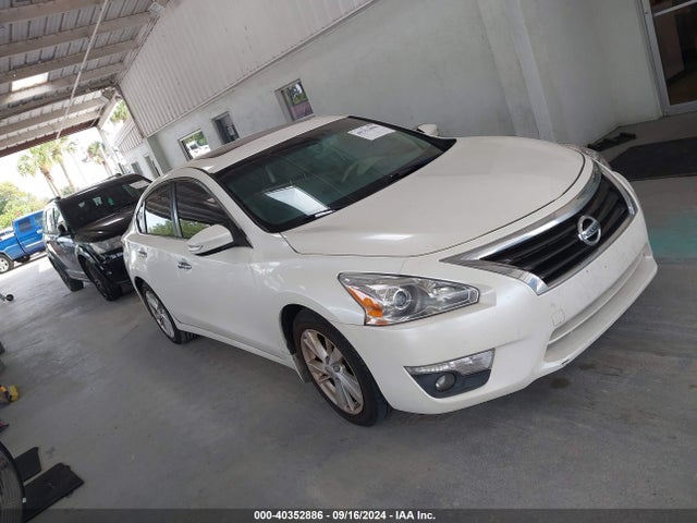 Nissan Altima 2.5 Sv 2015 1N4AL3AP3FC409776 Image 14