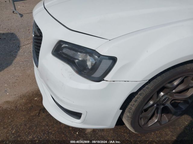 2C3CCABT8HH560152 Chrysler 300 300s