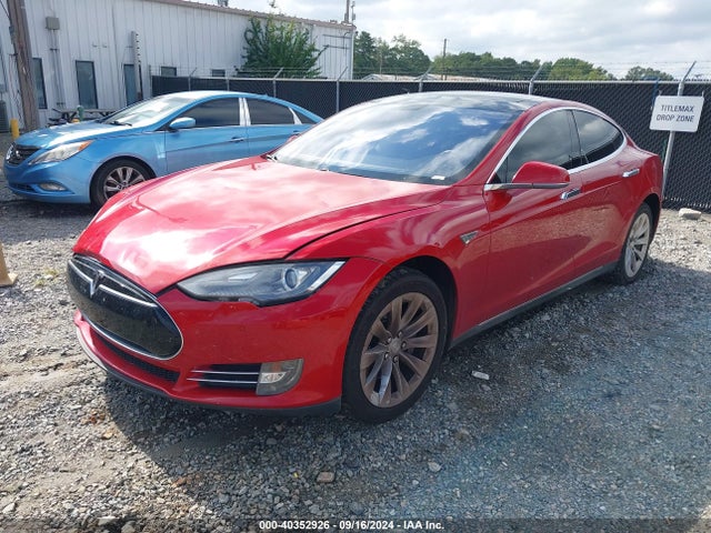 2013 TESLA MODEL S 5YJSA1CN4DFP27099 Photo 1