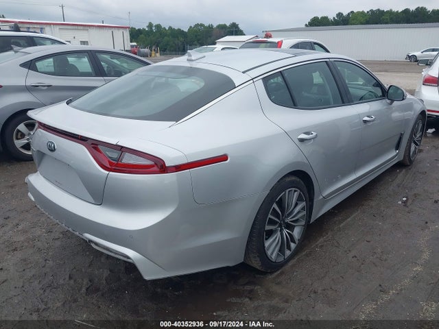 KIA Stinger Premium 2018 KNAE25LA7J6033266 Image 4