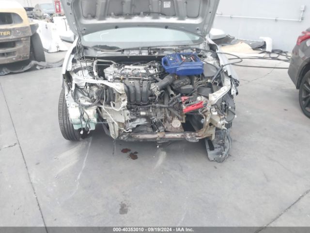 5YFBURHE5EP114865 Toyota Corolla Le Plus