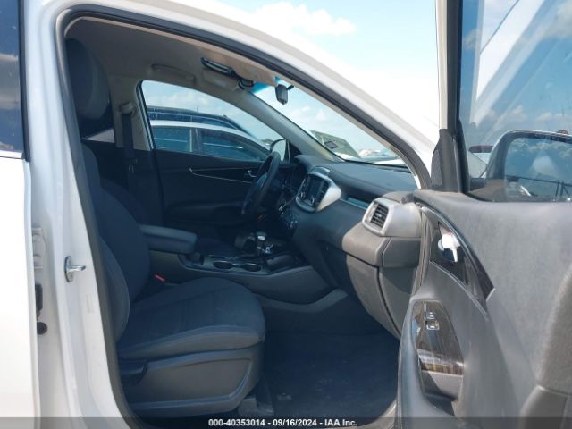 5XYPG4A35KG517494 KIA Sorento 2.4l Lx