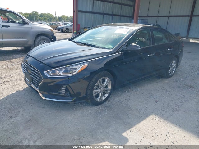Hyundai Sonata Limited 2018 5NPE34AF7JH598373 Image 2
