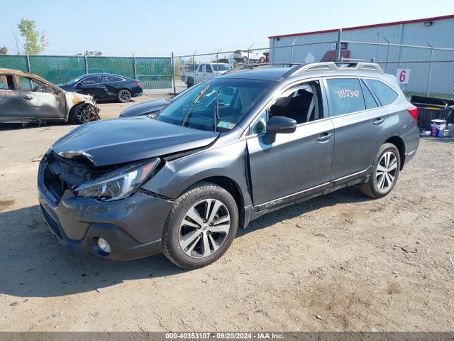 Subaru Outback 2.5i Limited 2018 4S4BSAKC1J3369509 Image 2