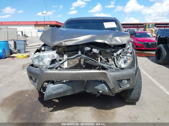 Toyota Tacoma Base V6 2015 3TMLU4EN1FM187686 Image 6