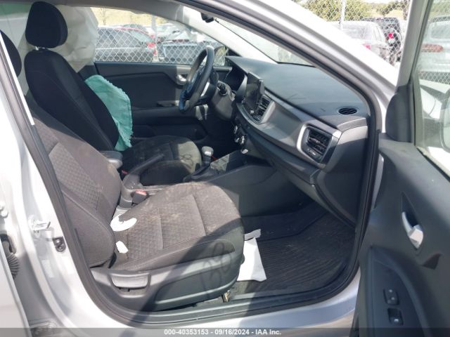 3KPA25AD1ME397373 KIA Rio 5-door S