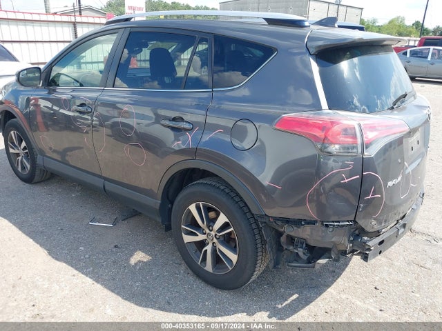 Toyota Rav4 Xle 2016 JTMWFREVXGJ088822 Image 3