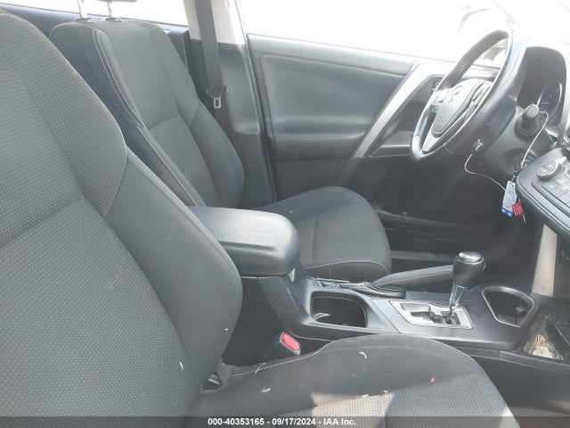 Toyota Rav4 Xle 2016 JTMWFREVXGJ088822 Image 5