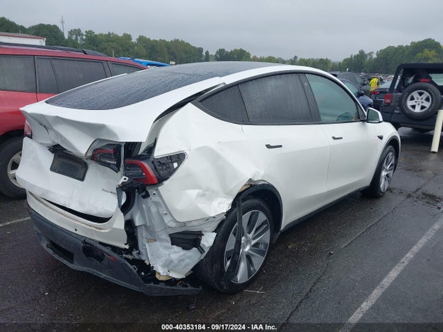 2022 TESLA MODEL Y 7SAYGDEE6NA012270 Photo 3