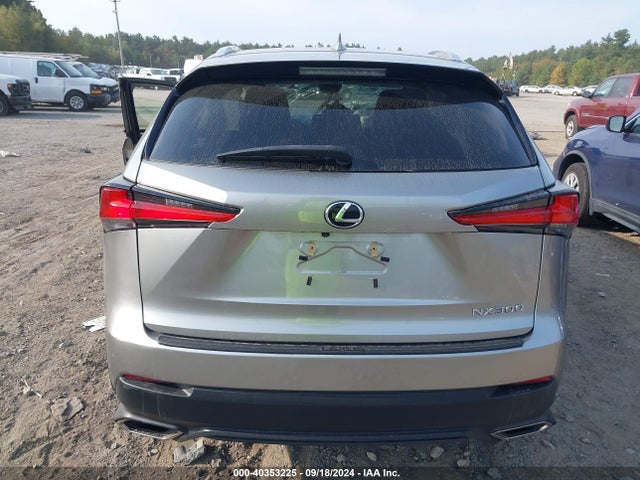 Lexus NX 300 2019 JTJBARBZ8K2185652 Image 16