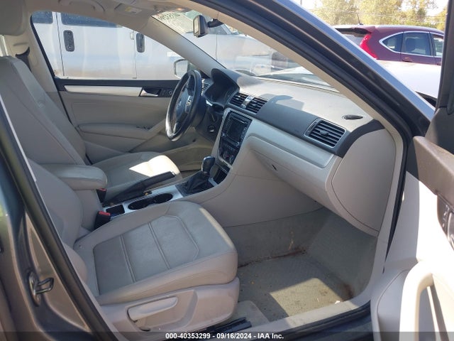 Продажа на аукционе авто 2013 Volkswagen Passat 2.0l Tdi Se, vin: 1VWBN7A38DC145204, номер лота: 40353299