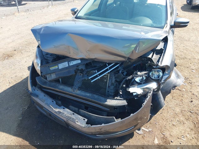 Продажа на аукционе авто 2013 Volkswagen Passat 2.0l Tdi Se, vin: 1VWBN7A38DC145204, номер лота: 40353299