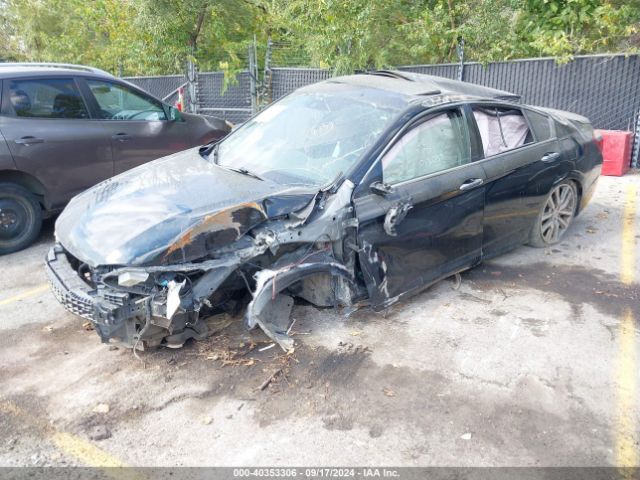 1HGCR3F99EA013035 Honda Accord Touring