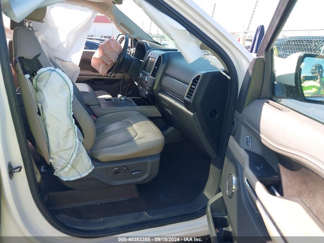Ford Expedition Limited 2018 1FMJU1KT9JEA60350 Image 5