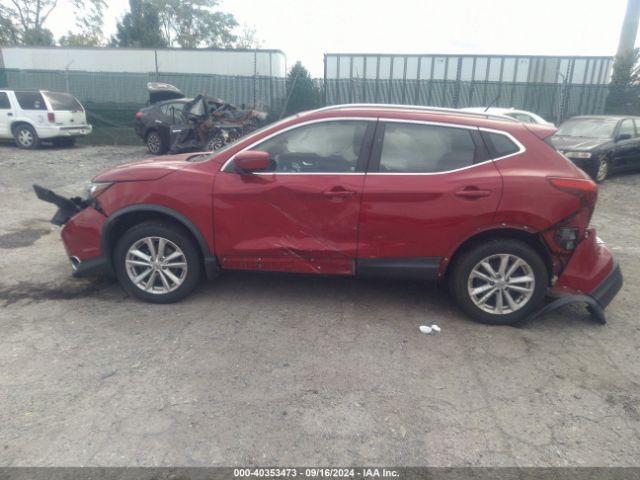 JN1BJ1CR8HW113938 Nissan Rogue Sport Sv