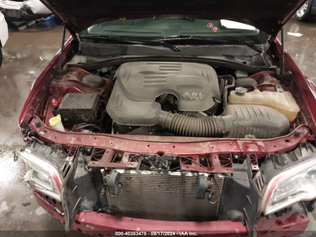2C3CCAKGXHH565601 Chrysler 300c Awd
