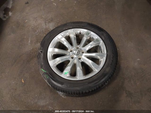 2C3CCAKGXHH565601 Chrysler 300c Awd