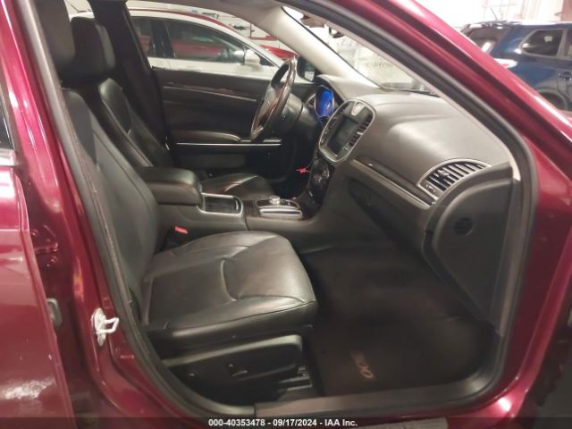 2C3CCAKGXHH565601 Chrysler 300c Awd