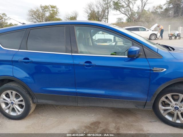 1FMCU9GD9KUB54132 Ford ESCAPE SE