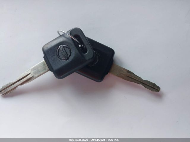 3N6CM0KN0HK710768 Nissan Nv200 S