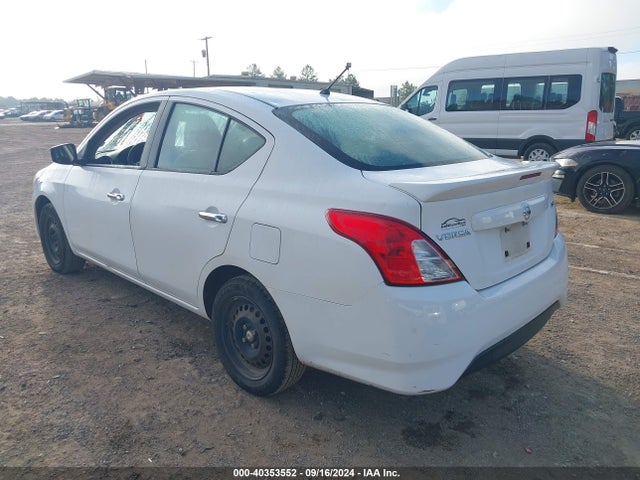 Nissan Versa 1.6 Sv 2018 3N1CN7AP6JL839922 Image 3