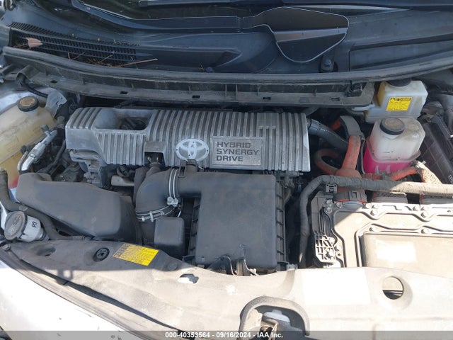 Toyota Prius Three 2014 JTDKN3DU4E0361585 Image 10