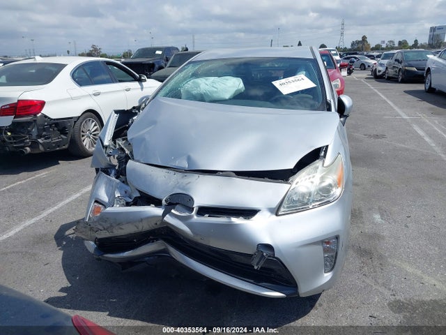Toyota Prius Three 2014 JTDKN3DU4E0361585 Image 12