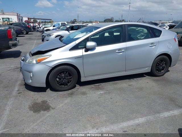 Toyota Prius Three 2014 JTDKN3DU4E0361585 Image 14