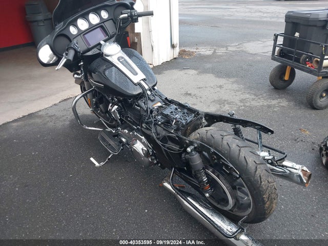 40353595 :رقم المزاد ، 1HD1KBC18PB637049 vin ، 2023 Harley-davidson Flhx مزاد بيع