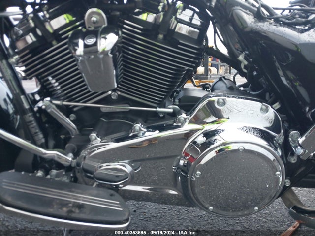 40353595 :رقم المزاد ، 1HD1KBC18PB637049 vin ، 2023 Harley-davidson Flhx مزاد بيع