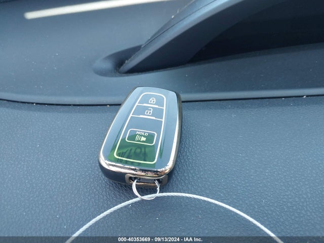 Toyota Prius Three 2016 JTDKARFU8G3519519 Image 11