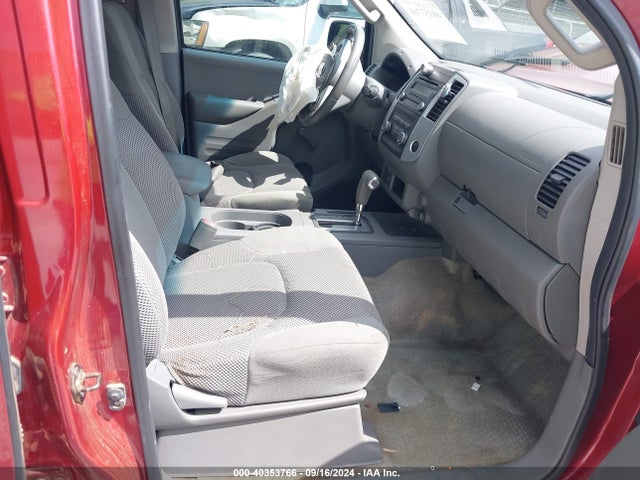 1N6AD0ER0FN766173 Nissan 2015