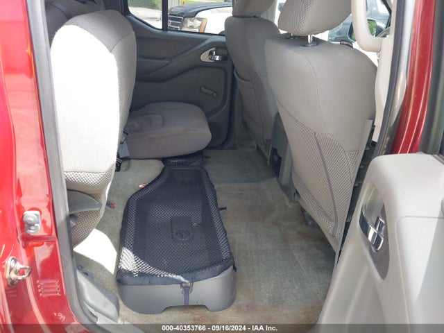 1N6AD0ER0FN766173 Nissan 2015