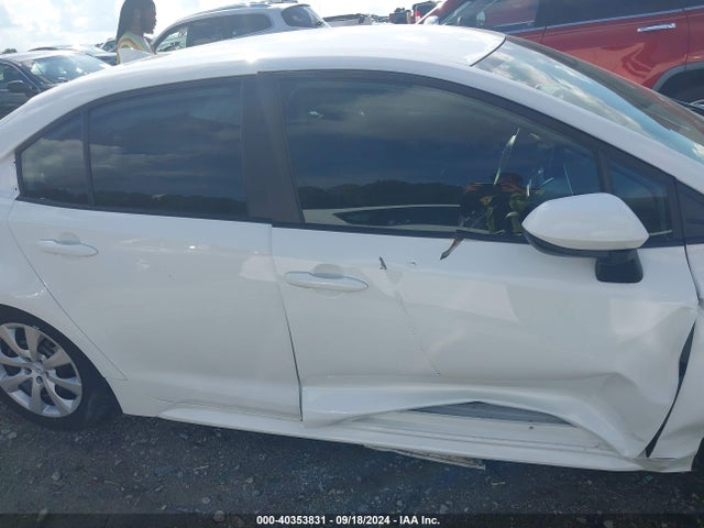 Toyota COROLLA LE 2024 5YFB4MDE6RP101217 Image 13
