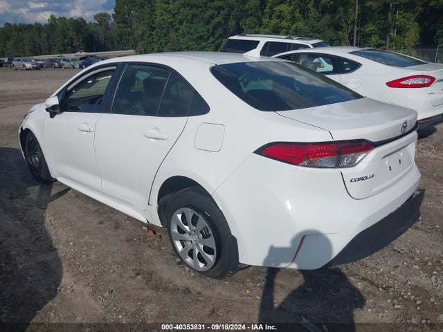 Toyota COROLLA LE 2024 5YFB4MDE6RP101217 Image 3