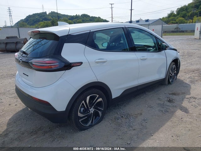 Chevrolet Bolt Ev 2lt 2023 1G1FX6S08P4158264 Image 4