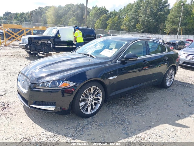 2013 JAGUAR XF SAJWA0E70D8S99396 Photo 1