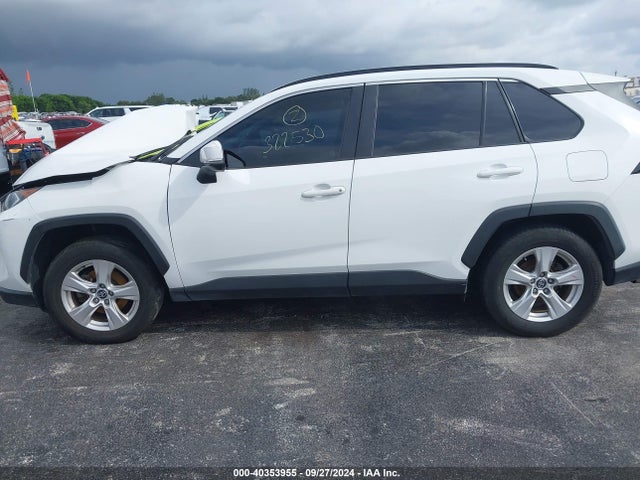 Toyota Rav4 Xle 2020 2T3W1RFV4LC069371 Image 14