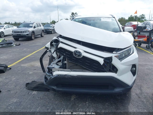 Toyota Rav4 Xle 2020 2T3W1RFV4LC069371 Image 6